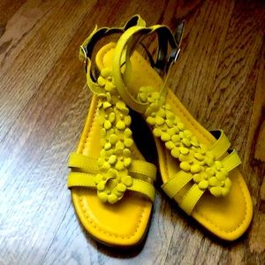 Women’s sandals.